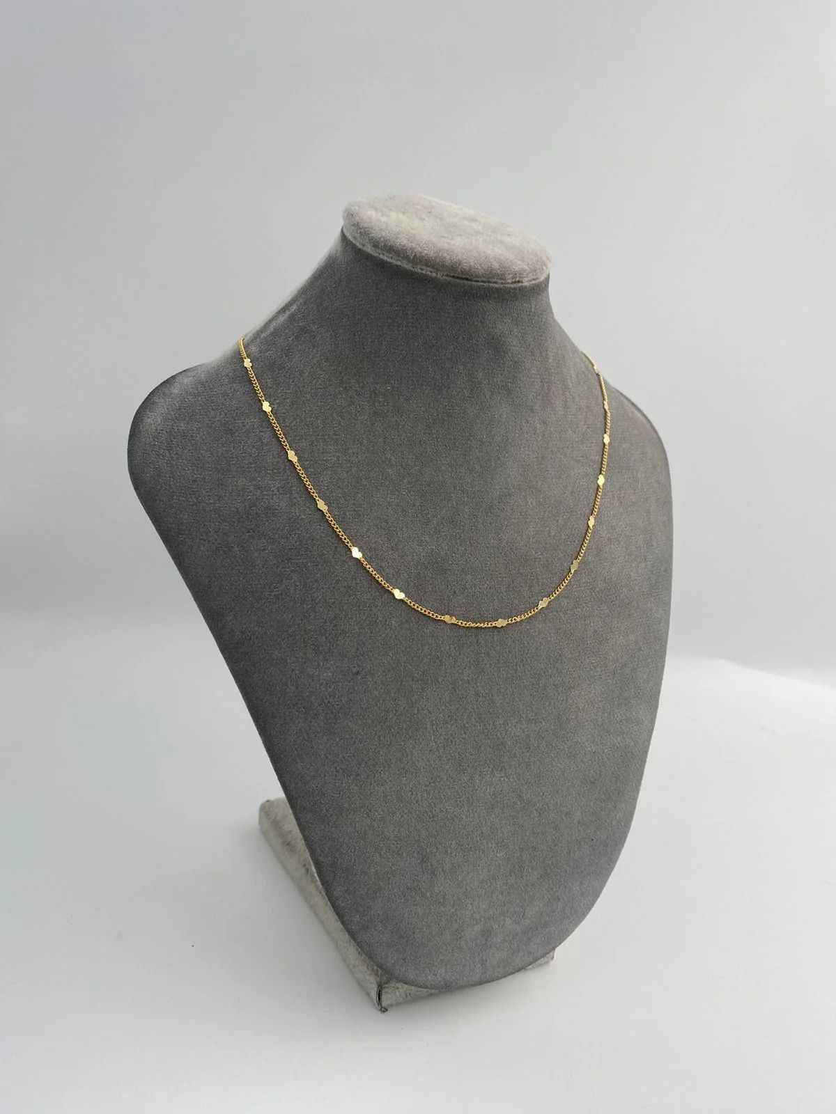 Choker Fio Coração- Banho Ouro 18K